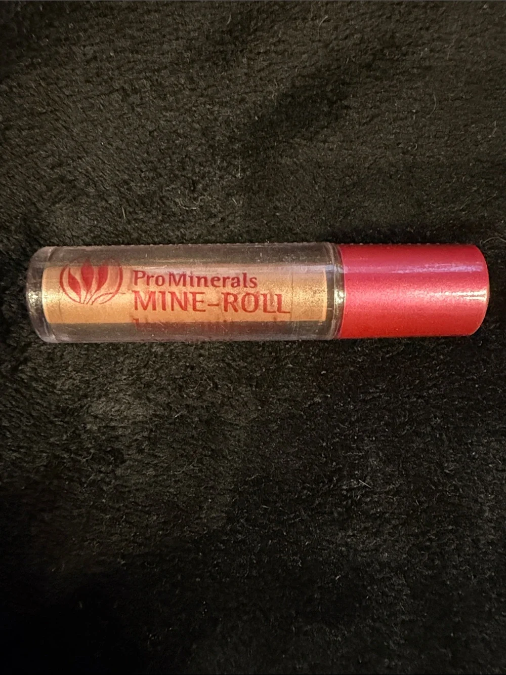 ProMinerals MINE-ROLL Roll-On Loose Mineral Eye Color — Golden Pear